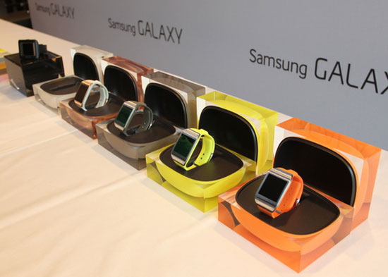 Samsung giới thiệu đồng hồ thông minh Galaxy Gear