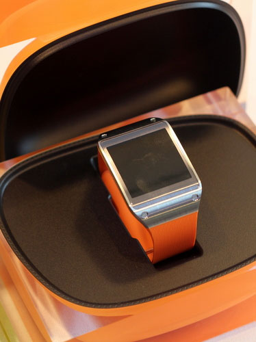 Samsung giới thiệu đồng hồ thông minh Galaxy Gear