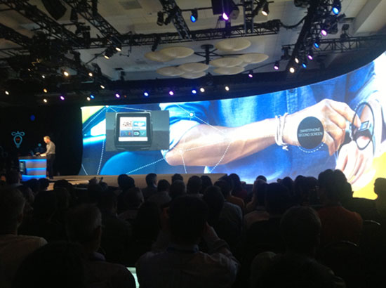 Qualcomm Toq Qualcomm trình làng Smartwatch Toq