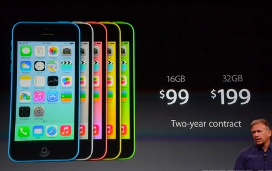 iPhone 5C vỏ nhựa và iPhone 5S với cảm biến vân tay trình làng