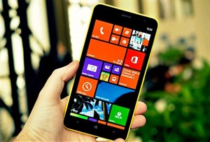 Nokia Lumia 1320 lần đầu giảm giá 1 triệu đồng