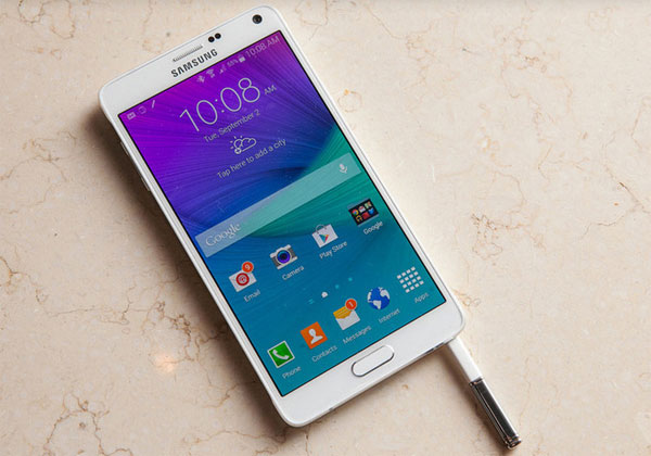 Những điện thoại chuyên chụp ảnh selfie mới ra mắt