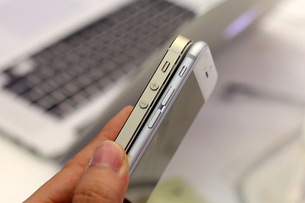 iPhone 6 đọ dáng với iPhone 5S