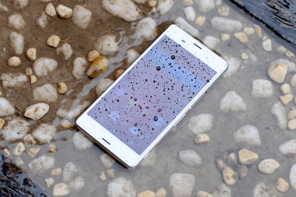 iPhone 6 Plus đọ dáng Sony Xperia Z3