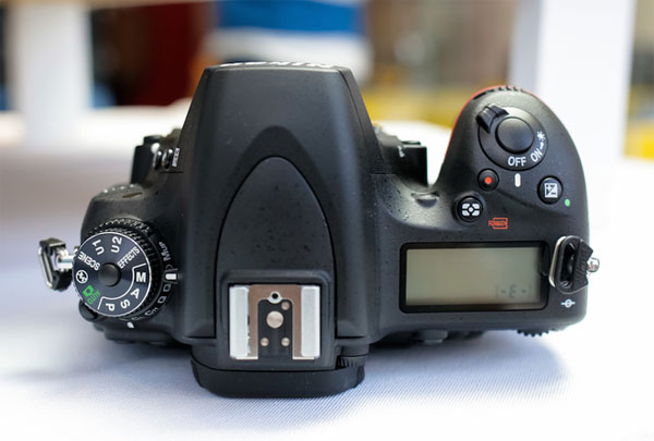 Nikon D750 về Việt Nam giá 55 triệu đồng Nikon D750 về Việt Nam giá 55 triệu đồng