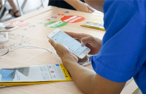 4 smartphone cao cấp hút khách 4 smartphone cao cấp hút khách