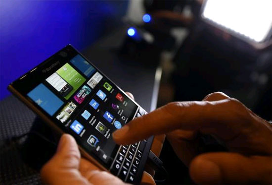 BlackBerry Passport Đã có 200.000 người đặt mua BlackBerry Passport