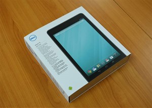 Mở hộp máy tính bảng 8 inch có 3G giá 5,5 triệu đồng