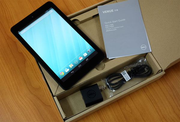 Mở hộp máy tính bảng 8 inch có 3G giá 5,5 triệu đồng Mở hộp máy tính bảng 8 inch có 3G giá 5,5 triệu đồng