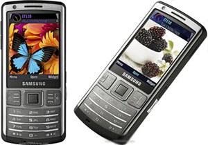 Smartphone giải trí Samsung i7110