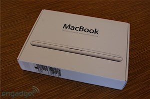 Mở hộp Apple Macbook vỏ nhựa mới