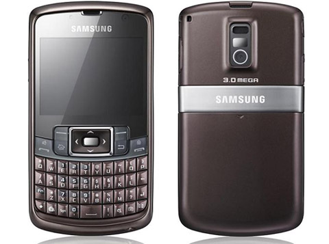 Samsung B7320 với màn hình cứng và bàn phím QWERTY. Ảnh: Samsung.