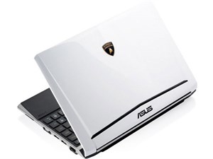 Laptop mới ra thị trường đầu năm