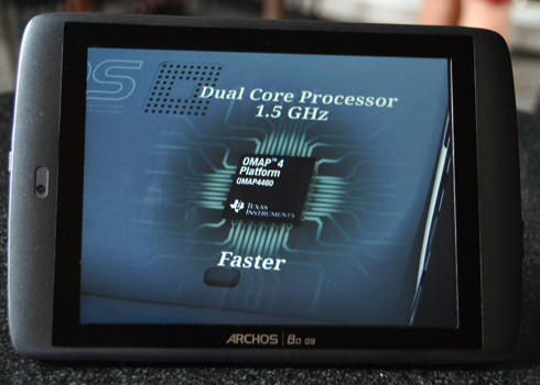 Archos 80 G9 dùng chip lõi kép về VN