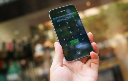 Thị trường iPhone 4 vẫn nhộn nhịp dù iPhone 5 sắp ra mắt