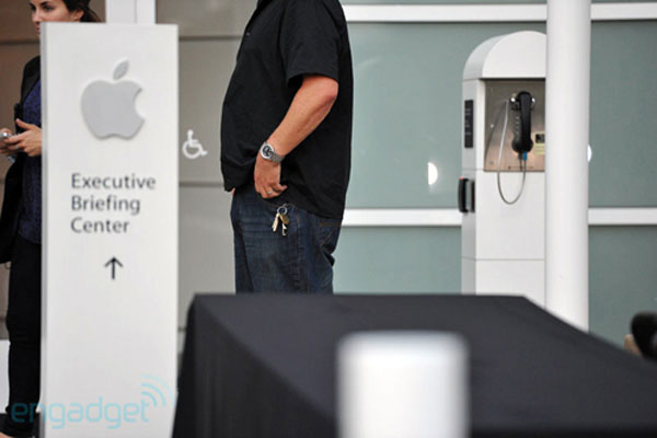 “Gõ cửa” nơi iPhone 5 chuẩn bị ra mắt