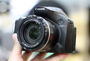 Canon SX40 HS dùng chip Digic V về VN