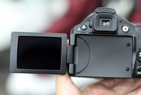 Canon SX40 HS dùng chip Digic V về VN