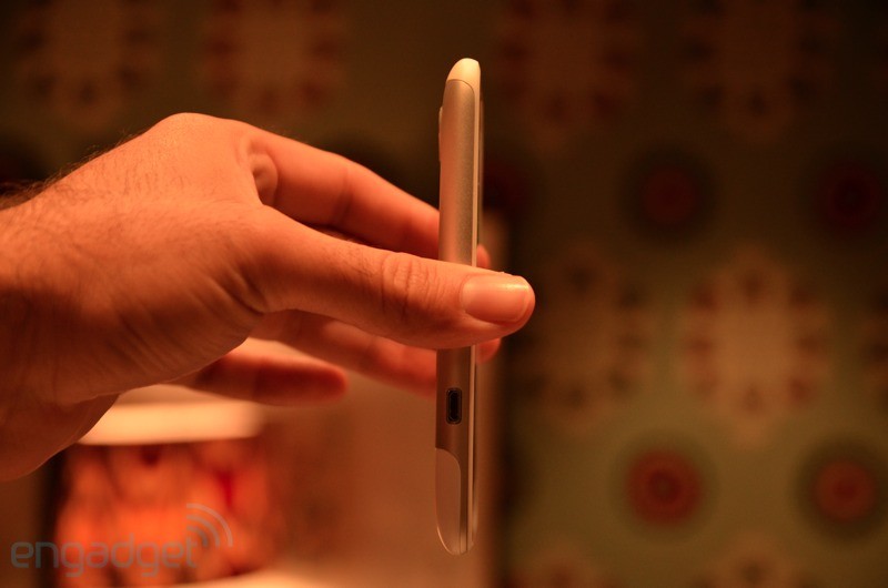 Ảnh thực tế HTC Sensation XL