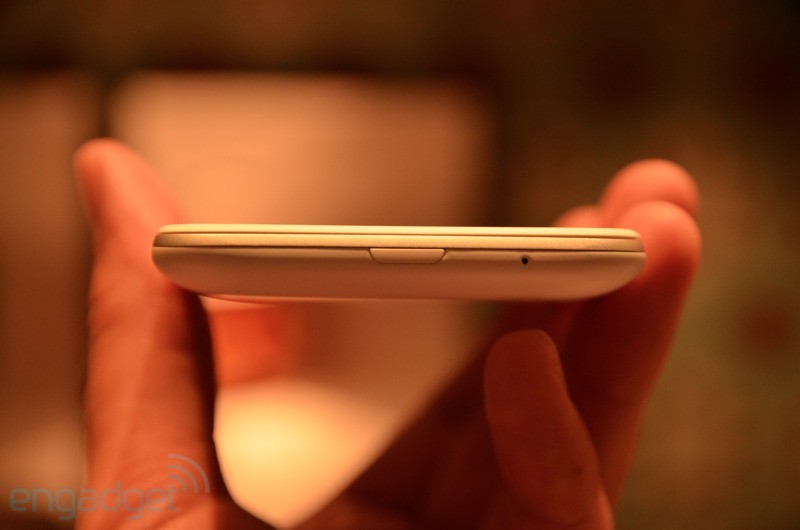 Ảnh thực tế HTC Sensation XL