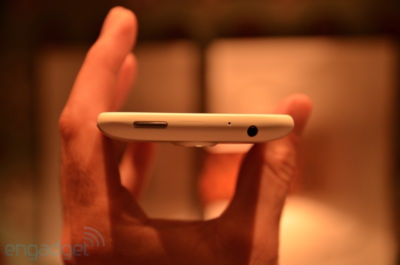 Ảnh thực tế HTC Sensation XL