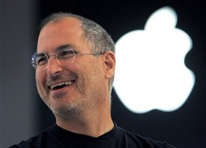 Steve Jobs đã ra đi thanh thản bên người thân