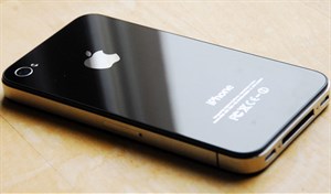 iPhone 4S vẫn đủ sức lấn át các đối thủ