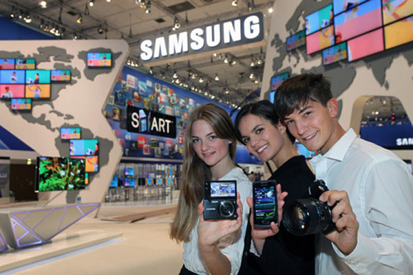 Samsung MV800 lọt top 10 sản phẩm ấn tượng tại IFA 2011 
