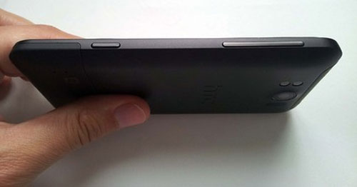 HTC Titan: Màn hình cực lớn cùng thiết kế mỏng ấn tượng