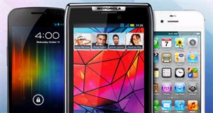So sánh Galaxy Nexus, iPhone 4S và Droid RAZR