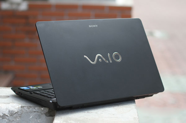 Đánh giá Sony Vaio F