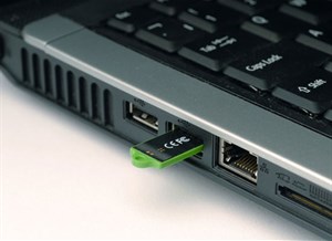 16 năm phát triển của kết nối USB