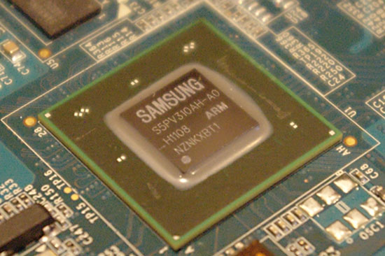 Apple “cuỗm” trùm thiết kế chip của Samsung