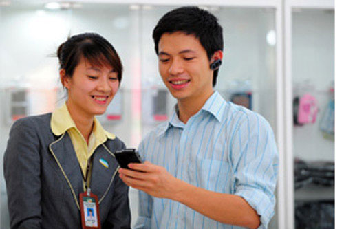 Smartphone do Viettel sản xuất sẽ được bán trong mấy ngày tới