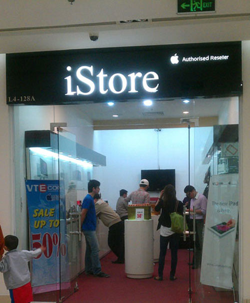 Apple sẽ "tuyên chiến" với cửa hàng "nhái" tại Việt Nam?