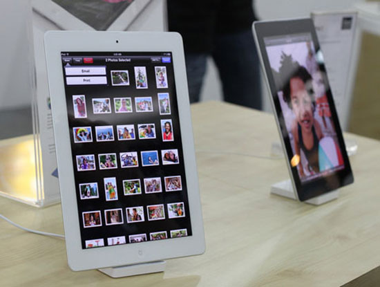 Cuối năm máy tính bảng đua nhau giảm giá