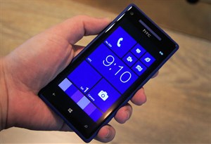 Trình duyệt HTC 8X nhanh hơn cả iPhone 5