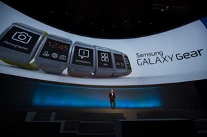 Đồng hồ thông minh Galaxy Gear sẽ kết nối với TV