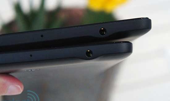 Phía trên máy có micro và giắc cắm tai nghe. Dell tung ra máy tính bảng giá từ 149 USD