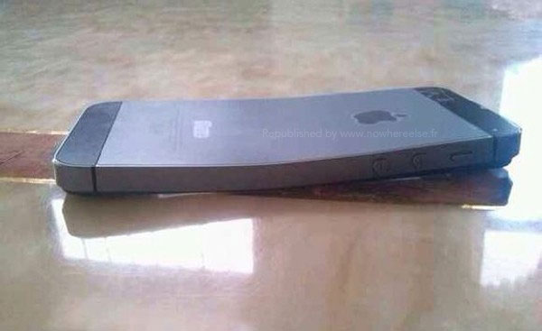 iPhone 5S  iPhone 5S dễ bị cong như iPhone 5