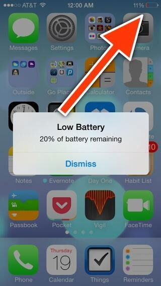 Thông báo dung lượng pin sai. Điểm danh loạt lỗi nhỏ nhưng khó chịu của iOS 7
