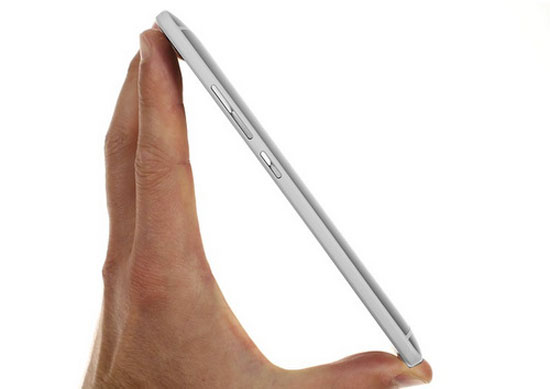 Cạnh One Max HTC One "phóng to" trình làng với cảm biến vân tay
