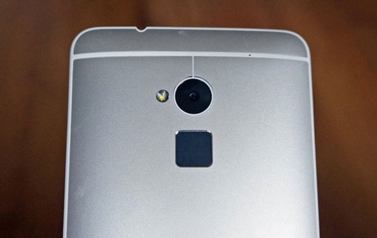 HTC One Max hỗ trợ khả năng chụp thiếu sáng tốt, có thể quay video Full HD HTC One "phóng to" trình làng với cảm biến vân tay