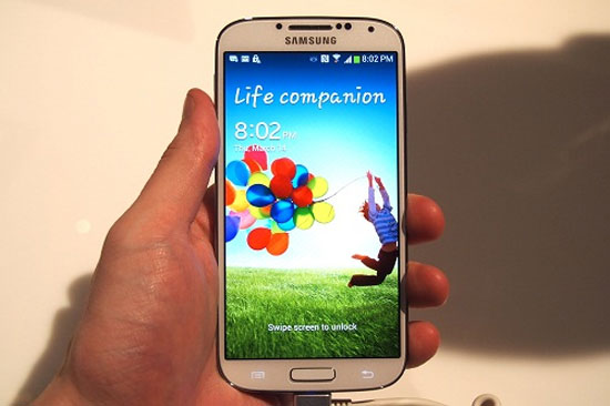 Galaxy S4 Galaxy S4 vẫn là smartphone bán chạy nhất tháng 8