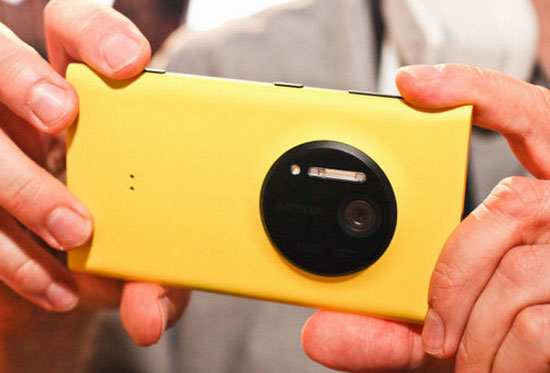 Nokia Lumia 1020 5 smartphone sở hữu camera "khủng" vừa ra mắt