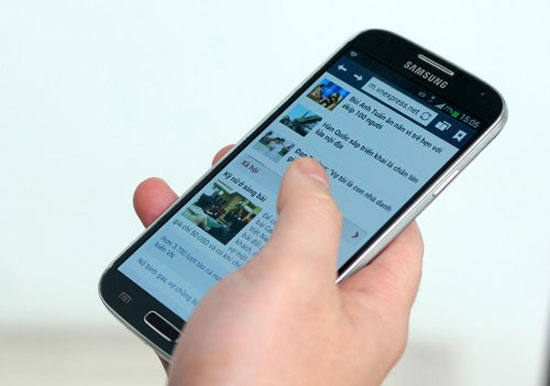Galaxy S4 với màn hình 5 inch Full HD. Doanh số Galaxy S4 tốt hơn dự đoán, vượt 40 triệu máy