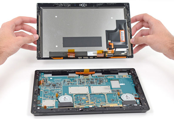 Microsoft Surface Pro 2 rất khó sửa