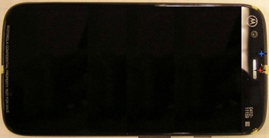 Smartphone "tắc kè hoa" phiên bản giá rẻ của Motorola