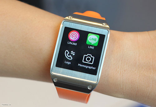 Galaxy Gear có thể kết nối với Galaxy S4, S3 Galaxy Gear bắt đầu kết nối với Galaxy S4, S3