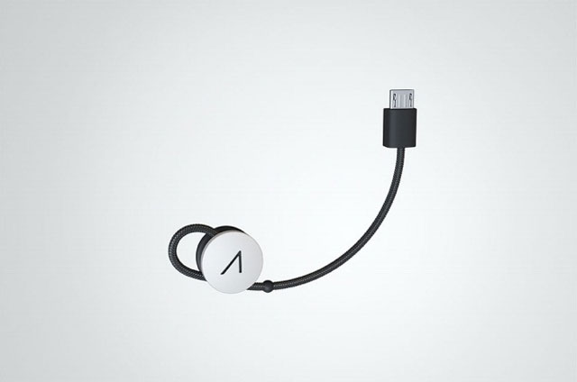 Phụ kiện tai nghe cho Google Glass có giá 50 USD. Google tung loạt phụ kiện độc cho Google Glass